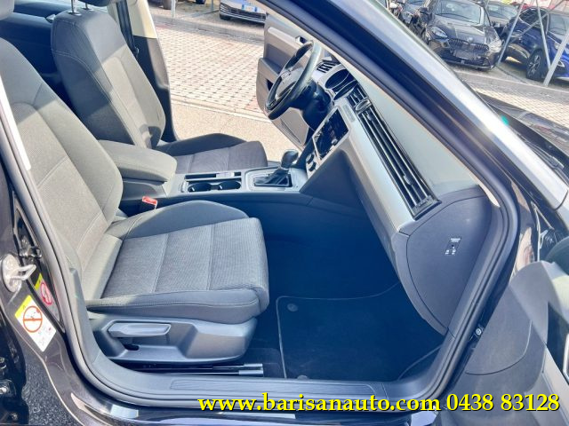 VOLKSWAGEN Passat Variant usata, con Autoradio
