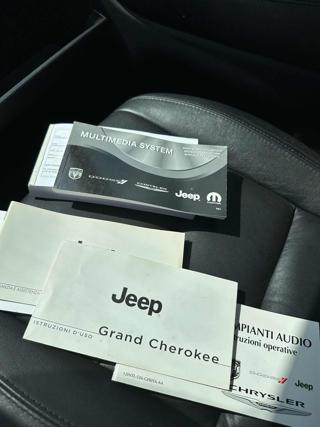 JEEP Grand Cherokee usata, con Sensori di parcheggio posteriori