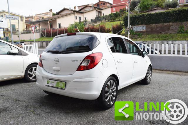 OPEL Corsa usata, con Airbag laterali