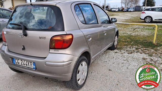 TOYOTA Yaris usata, con Airbag