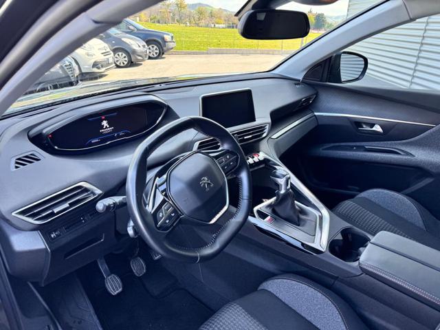 PEUGEOT 3008 usata, con Sistema di navigazione