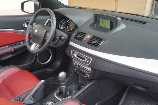 RENAULT Megane usata, con Bracciolo