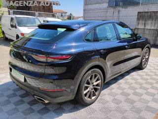 PORSCHE Cayenne usata, con Autoradio