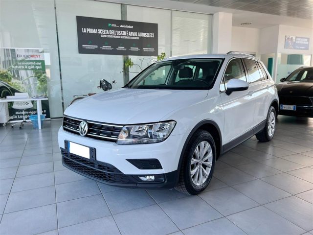 VOLKSWAGEN Tiguan usata, con ABS