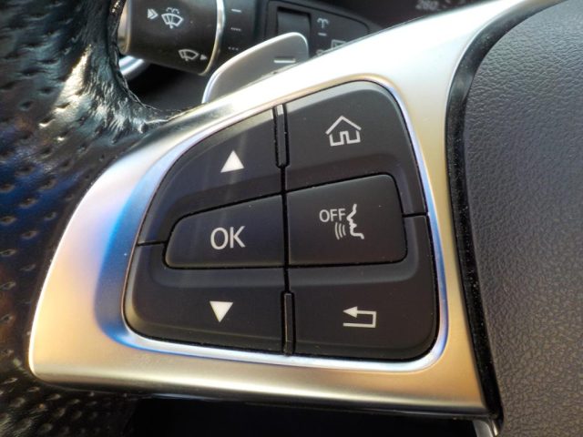 MERCEDES-BENZ GLC 250 usata, con Hill holder