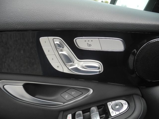 MERCEDES-BENZ GLC 300 usata, con Cronologia tagliandi