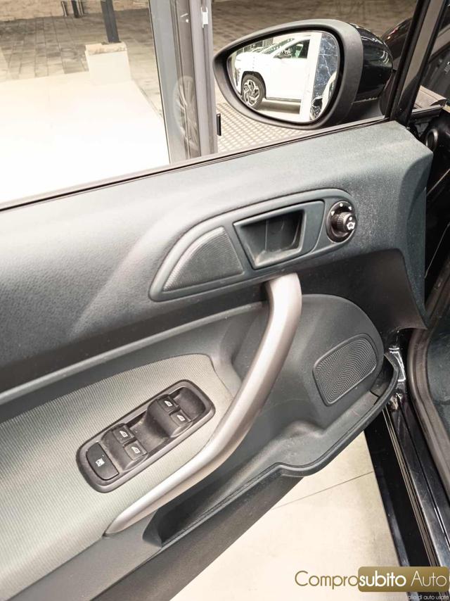 FORD Fiesta usata, con Servosterzo