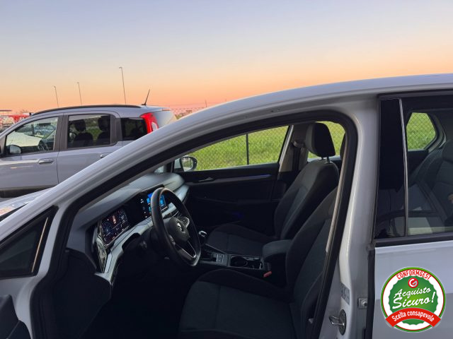 VOLKSWAGEN Golf usata, con Controllo automatico clima