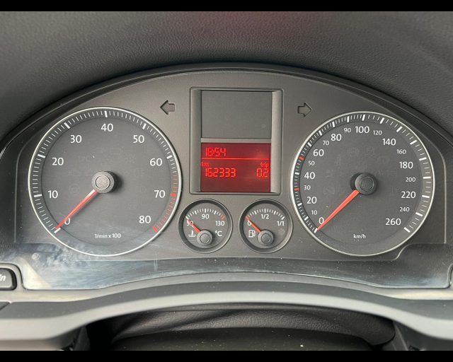 VOLKSWAGEN Jetta usata, con ESP