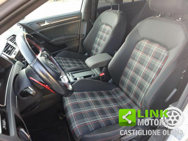 VOLKSWAGEN Golf GTI usata, con Autoradio