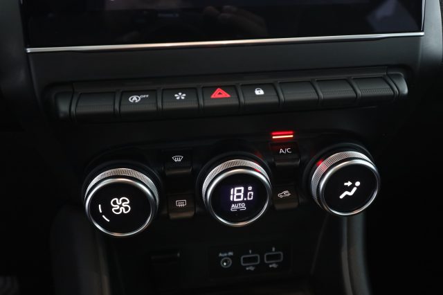 RENAULT Captur usata 12