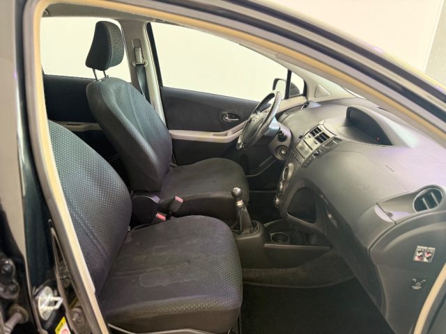 TOYOTA Yaris usata 7