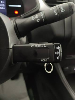 RENAULT Captur usata, con Fari LED