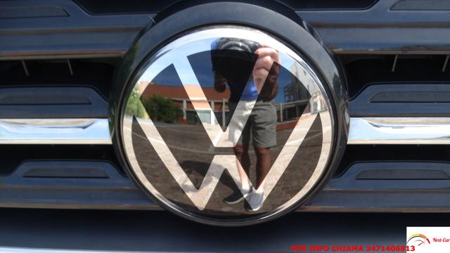VOLKSWAGEN T-Cross usata, con Leve al volante
