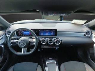 MERCEDES-BENZ CLA 200 usata, con Controllo automatico clima