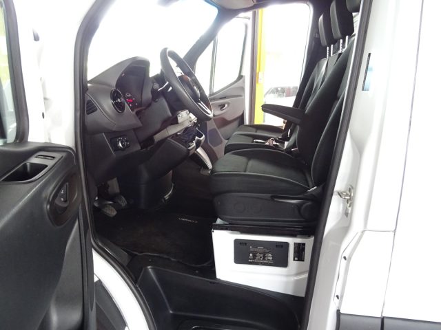 MERCEDES-BENZ Sprinter usata, con Isofix