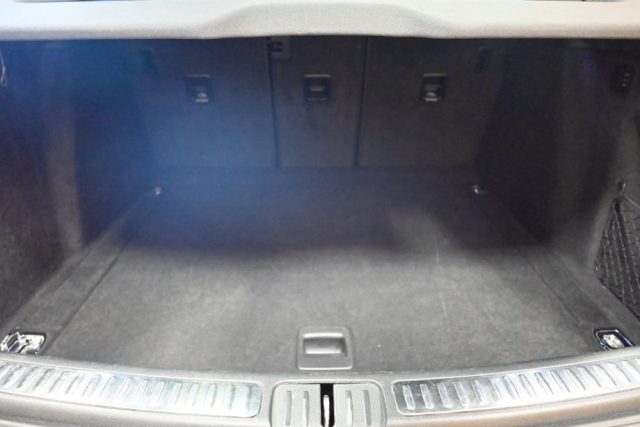 PORSCHE Macan usata 35