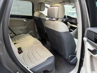 VOLKSWAGEN Touareg usata, con Sistema di navigazione