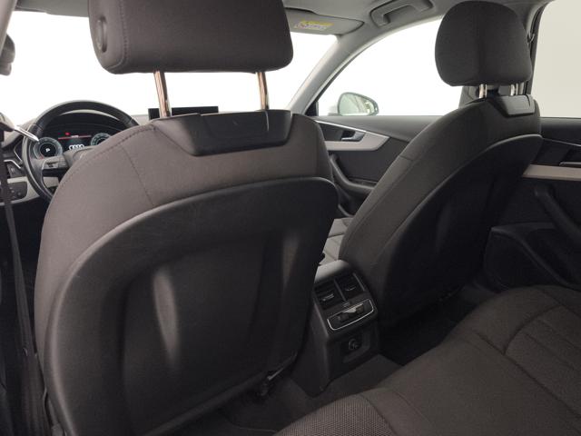 AUDI A4 usata, con Fari LED