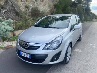 OPEL Corsa usata, con Airbag