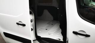 PEUGEOT Partner usata, con Lettore CD