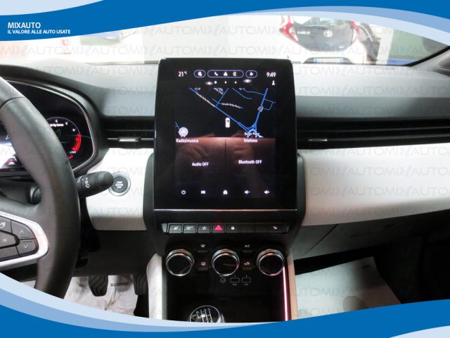 RENAULT Clio usata, con Autoradio