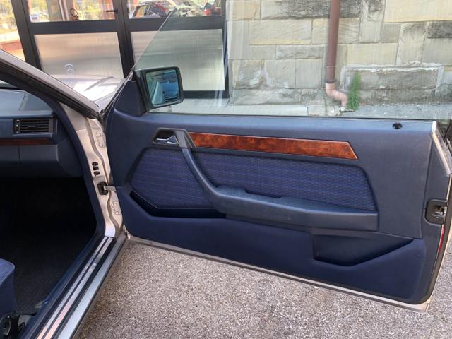 MERCEDES-BENZ 200 usata 14