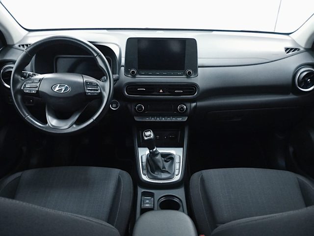 HYUNDAI Kona usata, con USB