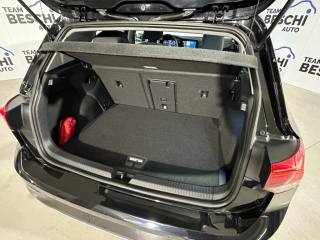 VOLKSWAGEN Golf usata, con Controllo automatico clima