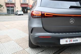 MERCEDES-BENZ EQA usata, con Autoradio digitale