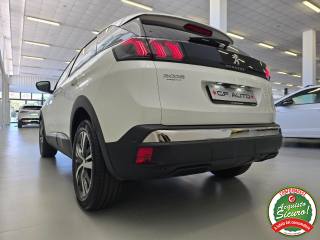 PEUGEOT 3008 usata, con Chiusura centralizzata