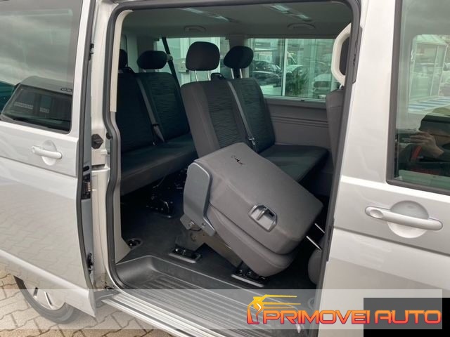 VOLKSWAGEN Caravelle usata, con Airbag testa