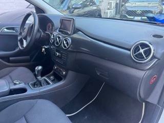 MERCEDES-BENZ B 180 usata, con Climatizzatore
