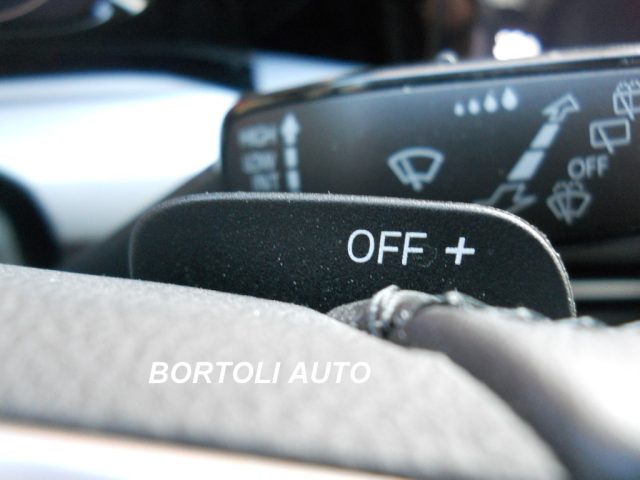 VOLKSWAGEN Golf usata, con Cruise Control