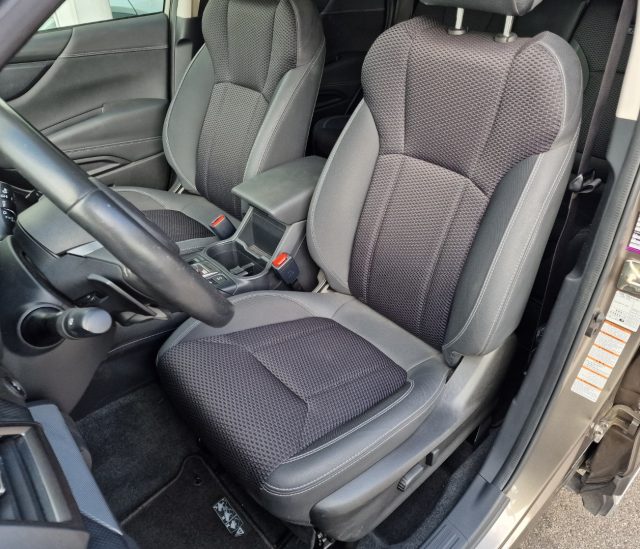 SUBARU Forester usata, con Controllo automatico clima