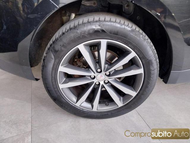 JAGUAR F-Pace usata, con Fendinebbia