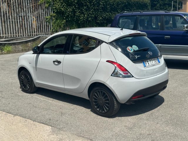 LANCIA Ypsilon usata, con Autoradio