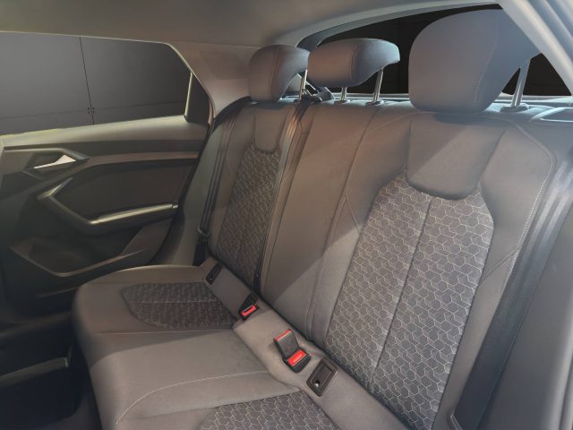 AUDI A1 usata, con Sensori di parcheggio posteriori