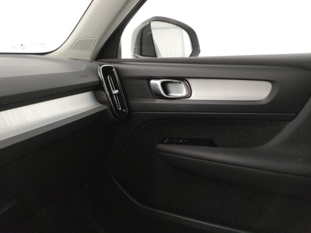 VOLVO XC40 usata, con USB