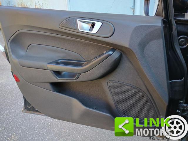 FORD Fiesta usata, con ESP