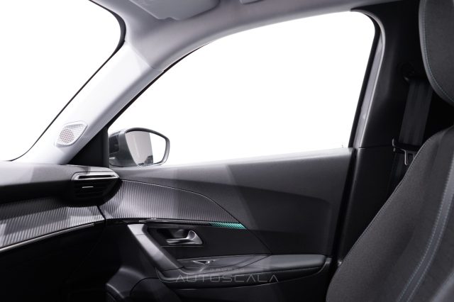 PEUGEOT 2008 usata, con Autoradio digitale