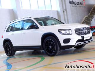 MERCEDES-BENZ GLB 200 usata, con Leve al volante