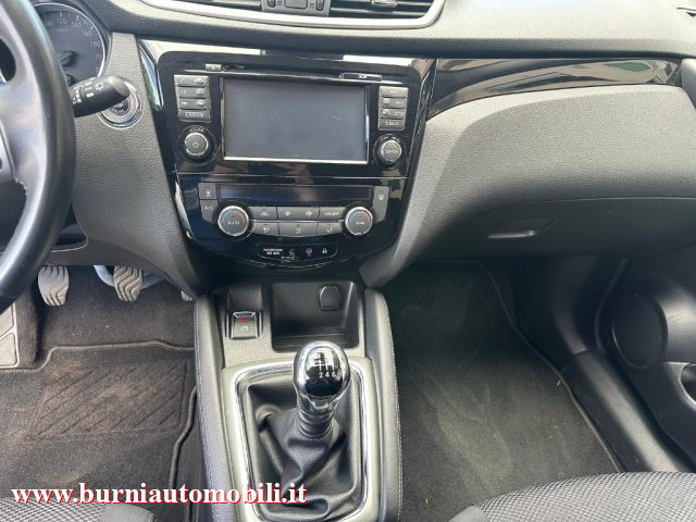 NISSAN Qashqai usata, con Controllo automatico clima