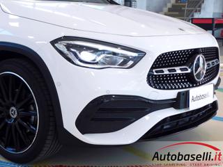 MERCEDES-BENZ GLA 180 usata, con Fari LED