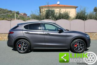 ALFA ROMEO Stelvio usata, con Alzacristalli elettrici