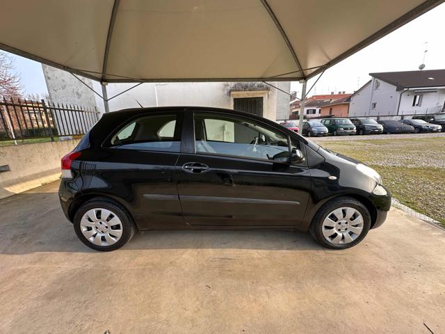 TOYOTA Yaris usata, con Boardcomputer