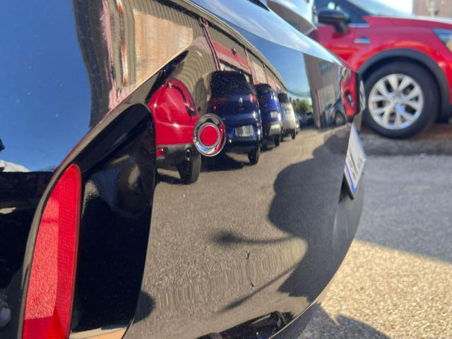 OPEL Corsa usata, con Park Distance Control