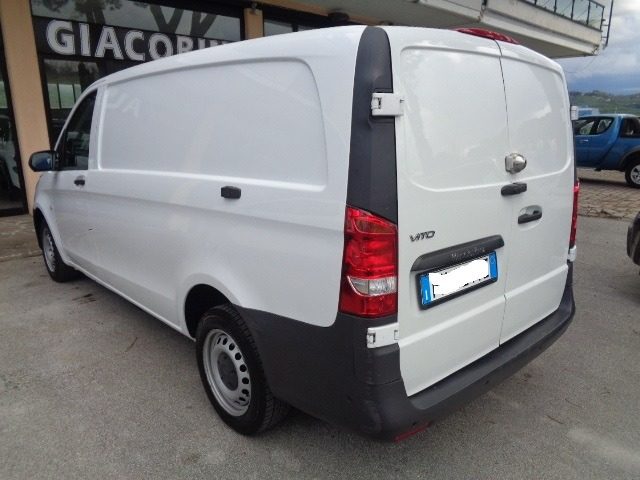 MERCEDES-BENZ Vito usata, con Autoradio