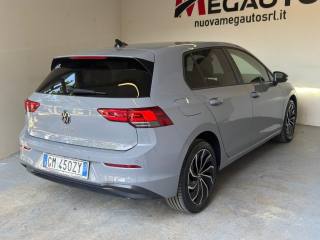 VOLKSWAGEN Golf usata, con Autoradio