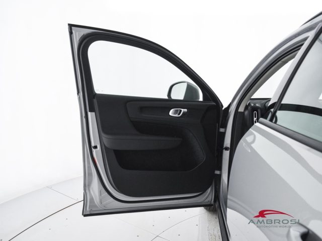 VOLVO XC40 usata 10